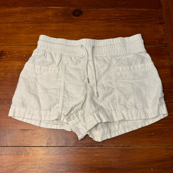 Athleta Cabo Linen 4” Shorts in White Womens Size 8 - Picture 2 of 10
